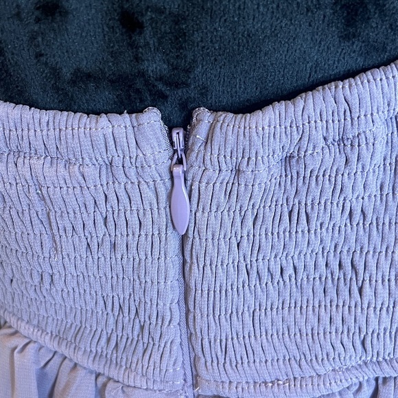 Elegant Lavender Chiffon Gown size L - Picture 5 of 6